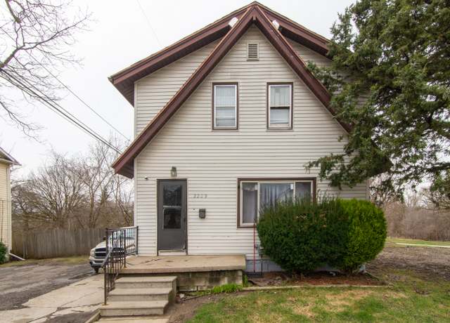 Property at 2209 Mason St, Flint, MI 48503, 3 beds, 1 bath