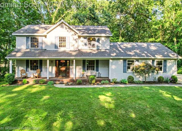 Property at 3535 Westphal Rd, Howell, MI 48843, 3 beds, 2.5 baths