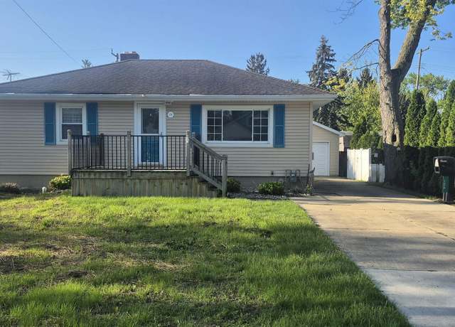 Property at 126 E Vesey St, Petersburg, MI 49270, 2 beds, 2 baths