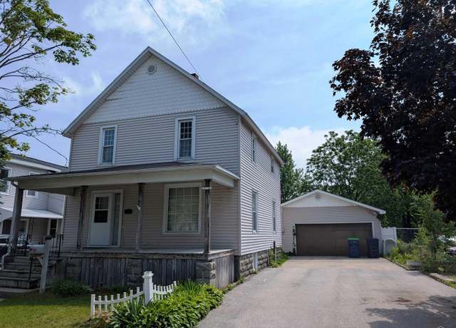 Property at 208 State St, Bay City, MI 48706, 3 beds, 1.5 baths