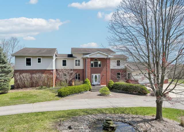 Property at 5836 Lost Oak Dr, Ann Arbor, MI 48105, 7 beds, 4.5 baths