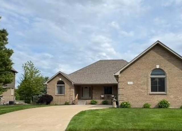 Property at 56098 Walker Ct, Macomb, MI 48042, 4 beds, 3.5 baths
