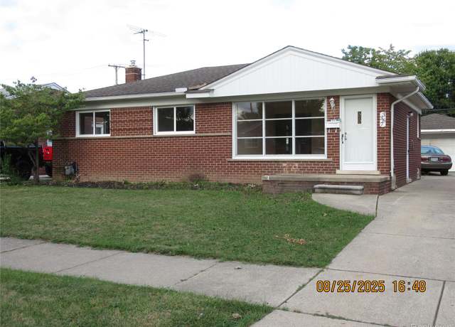 Property at 3367 Norwood Dr, Trenton, MI 48183, 3 beds, 1.5 baths