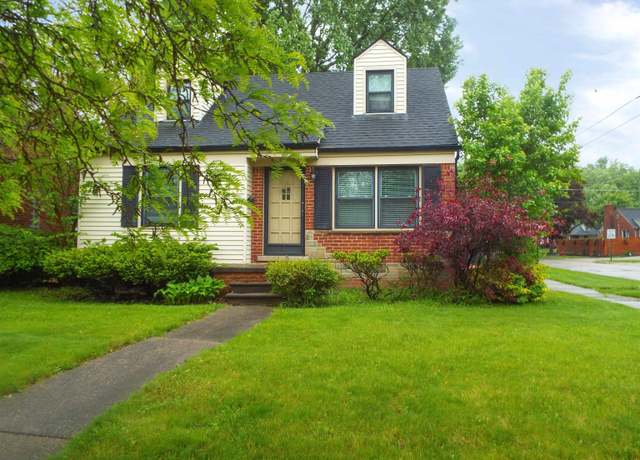 Property at 21102 Lancaster St, Harper Woods, MI 48225, 3 beds, 1.5 baths
