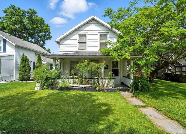 Property at 618 Harrison St, Monroe, MI 48161, 3 beds, 2 baths