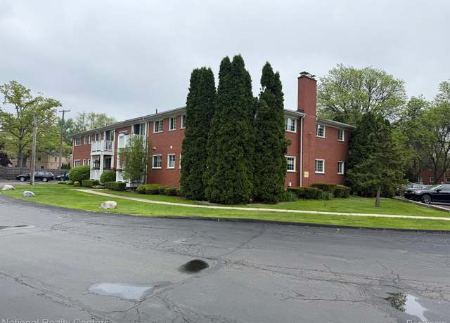 Property at 475 N Eton St Unit C7, Birmingham, MI 48009, 2 beds, 1.5 baths