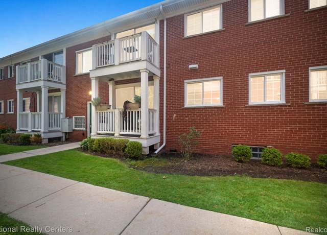 Property at 475 N Eton St Unit C7, Birmingham, MI 48009, 2 beds, 1.5 baths