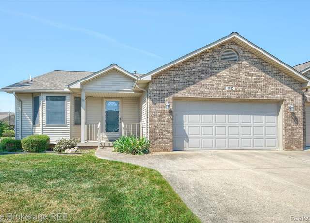 Property at 5930 Cross Creek Dr #246, Swartz Creek, MI 48473, 2 beds, 2 baths