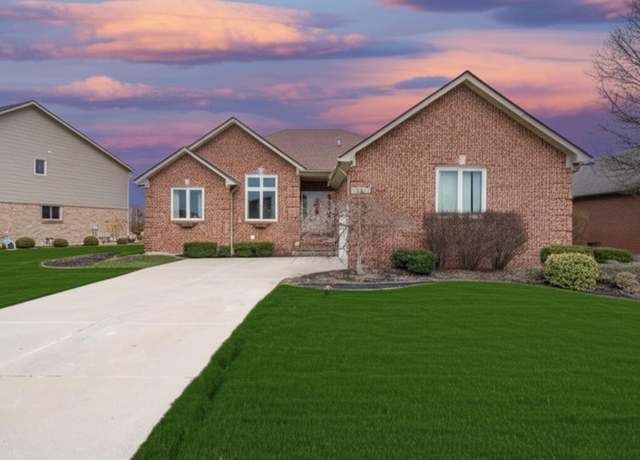 Property at 21152 Glenview Ct, Macomb, MI 48044, 3 beds, 3.5 baths