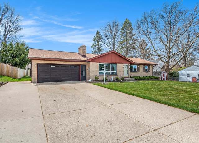 Property at 3950 40th St SW, Grandville, MI 49418, 4 beds, 2 baths