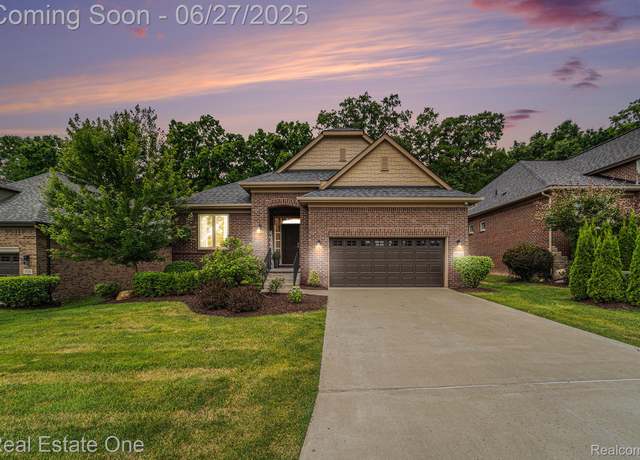 Property at 5524 Woodfall Rd, Clarkston, MI 48348, 4 beds, 3 baths