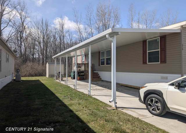 Property at 278 Armstrong Ave, Flushing, MI 48433, 4 beds, 2 baths