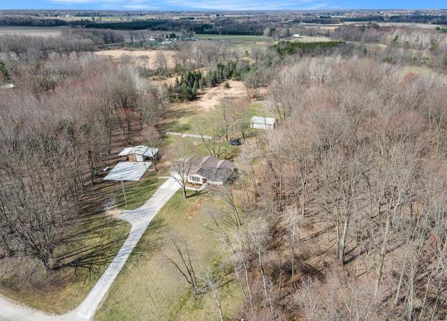 Property at 7811 Croswell. Ave, Newaygo, MI 49337, 3 beds, 2 baths
