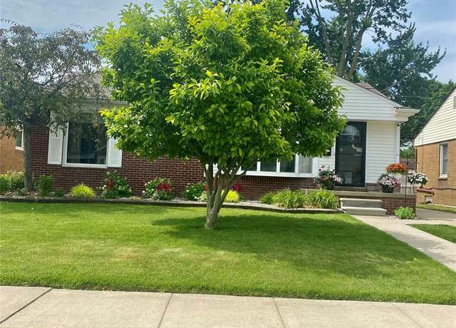 Property at 869 Pagel Ave, Lincoln Park, MI 48146, 3 beds, 1.5 baths