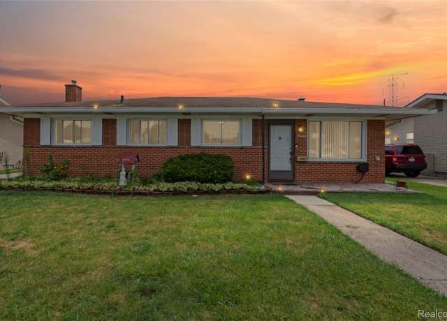 Property at 35622 Malibu Dr, Sterling Heights, MI 48312, 3 beds, 1.5 baths