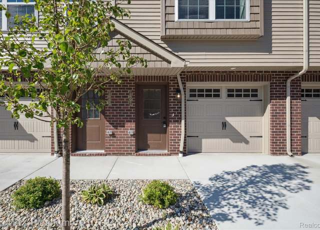 Property at 1691 Pinecroft Ln, Howell, MI 48855, 2 beds, 2.5 baths
