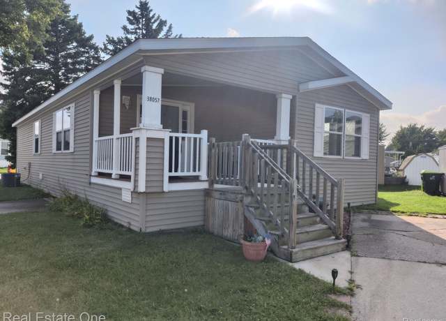 Property at 38057 Marlene Dr, Clinton Township, MI 48038, 3 beds, 2 baths