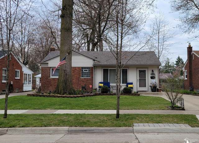 Property at 2621 Woodside Dr, Dearborn, MI 48124, 3 beds, 2 baths