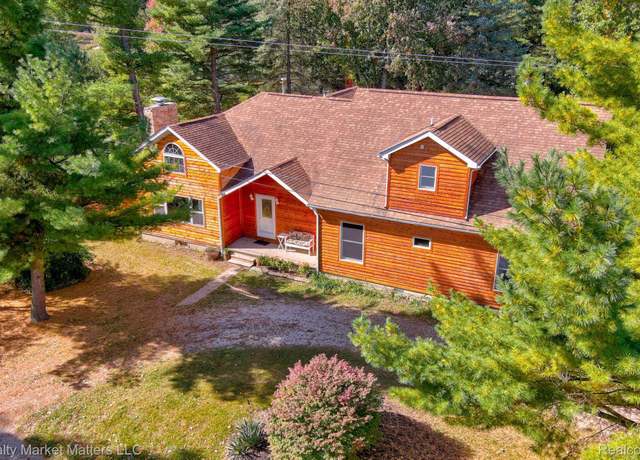 Property at 1831 Roods Lake Rd, Lapeer, MI 48446, 5 beds, 3 baths
