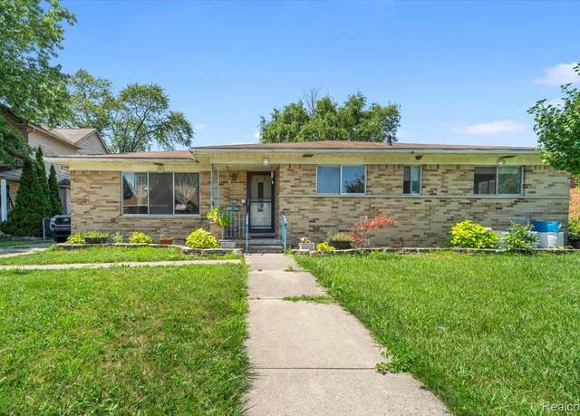Property at 24245 Rosebud Ave, Eastpointe, MI 48021, 4 beds, 2.5 baths