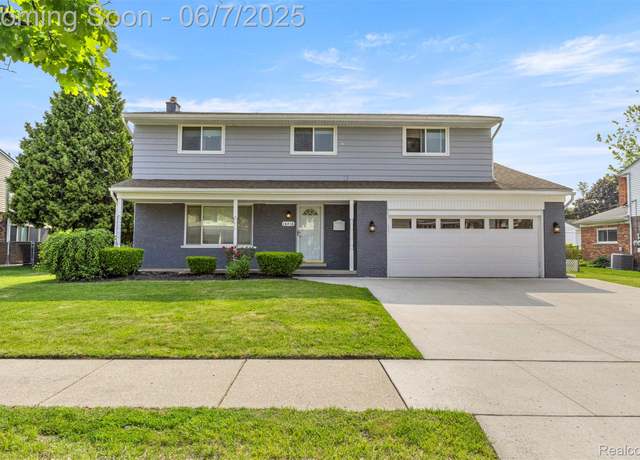 Property at 16716 Ronnie Ln, Dearborn, MI 48154, 4 beds, 2.5 baths