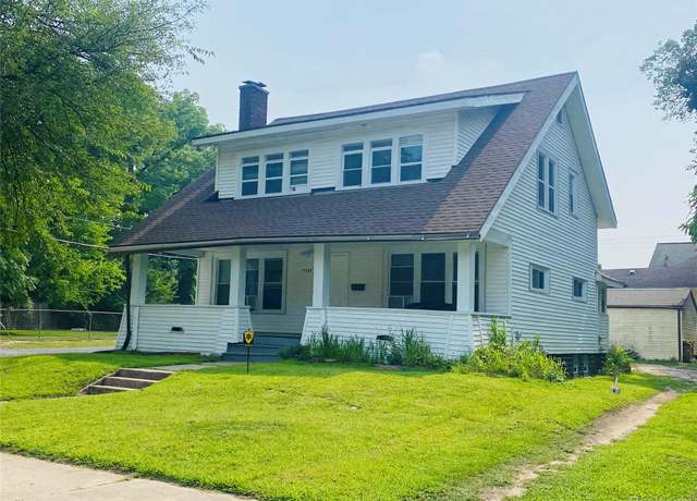 Property at 17564 Cooley St, Detroit, MI 48219, 3 beds, 1 bath