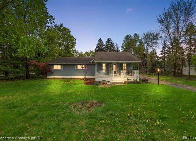 Property at 17875 Beck Rd, Northville, MI 48168, 3 beds, 2 baths