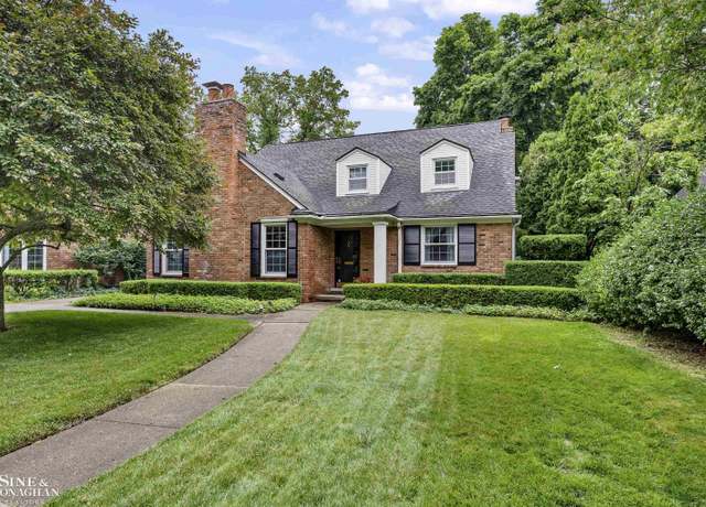 Property at 388 Lincoln Rd, Grosse Pointe, MI 48230, 4 beds, 3 baths