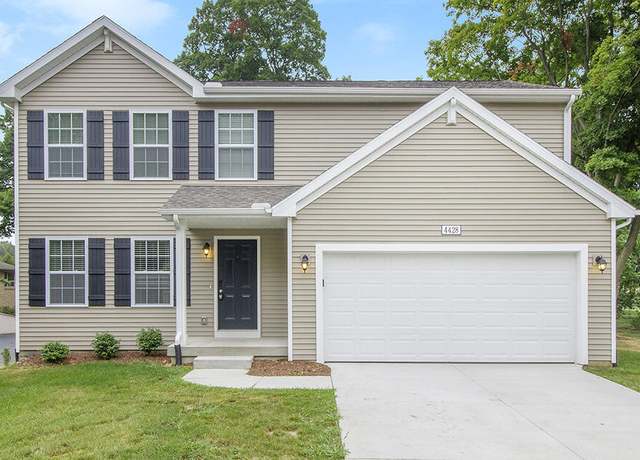 Property at 71390 Sophie Rd, Edwardsburg, MI 49112, 4 beds, 2.5 baths