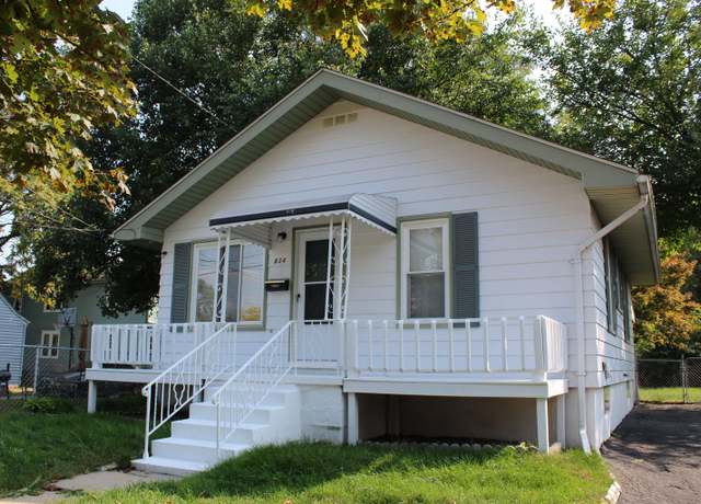 Property at 634 Mckeighan Ave, Flint, MI 48507, 2 beds, 1 bath