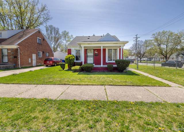 Property at 19302 Moross Rd, Detroit, MI 48224, 3 beds, 2 baths