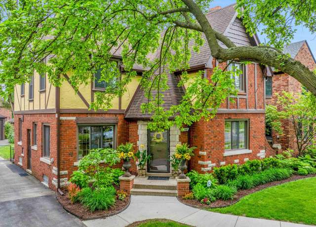 Property at 18212 Warrington Dr, Detroit, MI 48221, 4 beds, 1.5 baths