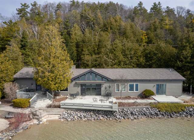 Property at 1137 Crystal Dr, Frankfort, MI 49635, 3 beds, 2 baths