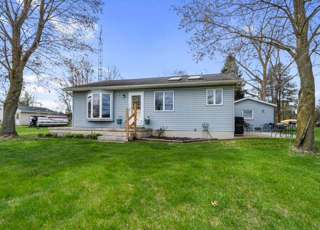 Property at 10780 Baker Rd, Jerome, MI 49249, 2 beds, 1 bath