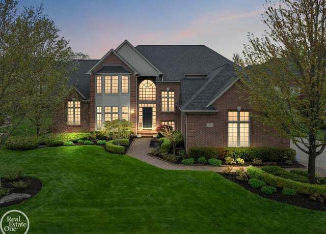 Property at 56271 Ashbrooke East Dr, Shelby Twp, MI 48316, 4 beds, 4.5 baths