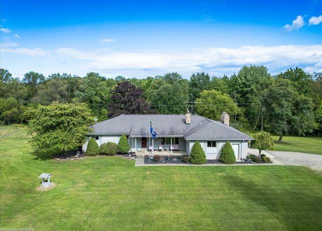 Property at 3160 Hosner Rd, Oxford Village, MI 48370, 3 beds, 2.5 baths
