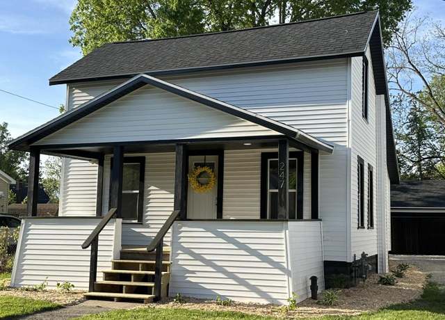 Property at 247 E Michigan Ave, Three Rivers, MI 49093, 3 beds, 1 bath