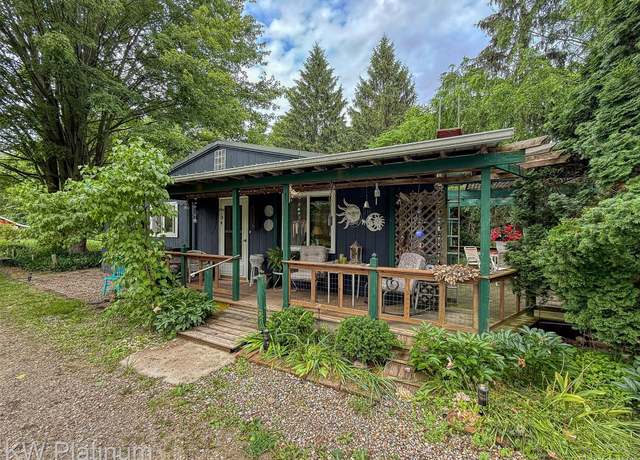Property at 6636 Broadbridge Rd, Cottrellville, MI 48039, 3 beds, 1 bath