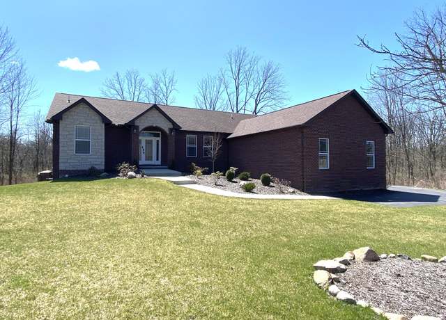 Property at 6750 Sunset Dr, South Lyon, MI 48178, 3 beds, 3.5 baths