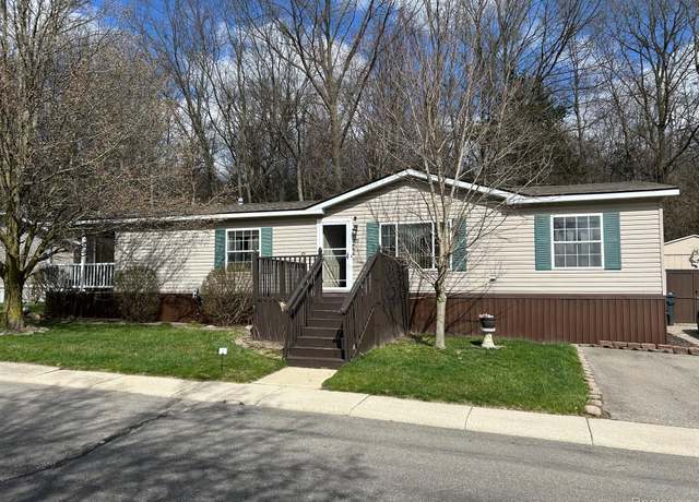 Property at 326 Basket Br, Oxford, MI 48371, 3 beds, 2 baths