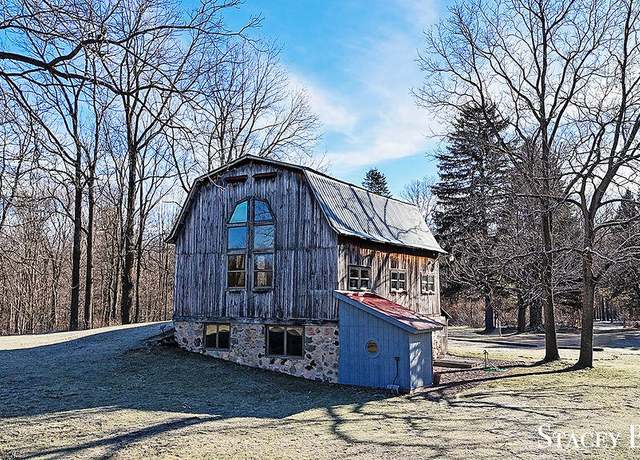 Property at 2620 36th St, Allegan, MI 49010, 3 beds, 2 baths