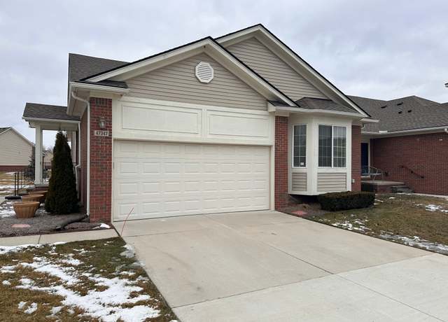 Property at 47347 Mariners Pointe Pt, Chesterfield Twp, MI 48051, 2 beds, 2 baths