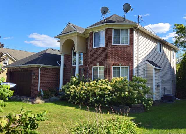 Property at 45 Forthton Dr, Troy, MI 48084, 4 beds, 3 baths