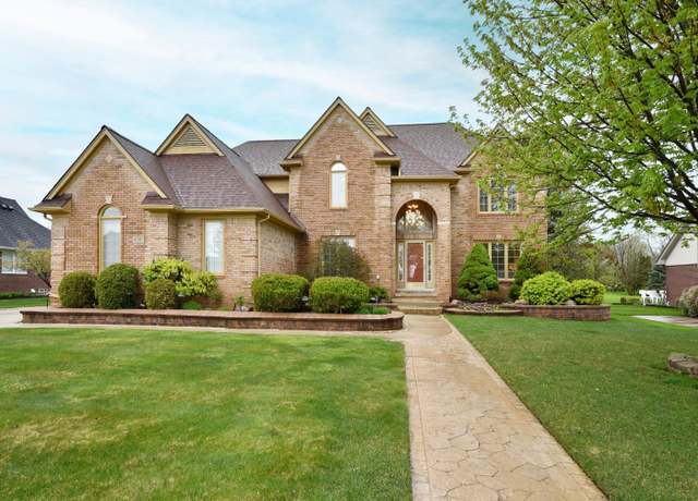 Property at 4297 Springbrook Dr, Sterling Heights, MI 48314, 4 beds, 3.5 baths