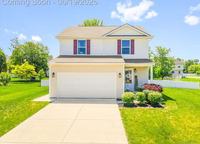 Property at 4430 Kristina Dr, Grand Blanc, MI 48439, 3 beds, 2.5 baths