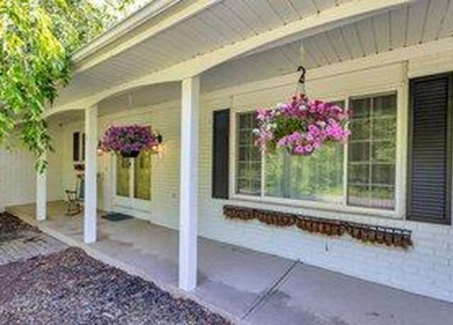 Property at 5345 Squires Manor Road Rd, Jackson, MI 49201, 4 beds, 2.5 baths