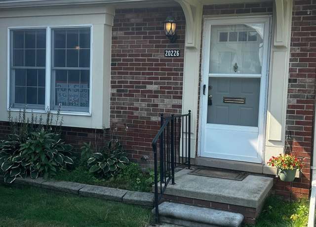 Property at 20226 S Great Oaks Cir, Clinton Township, MI 48036, 1 bed, 1 bath