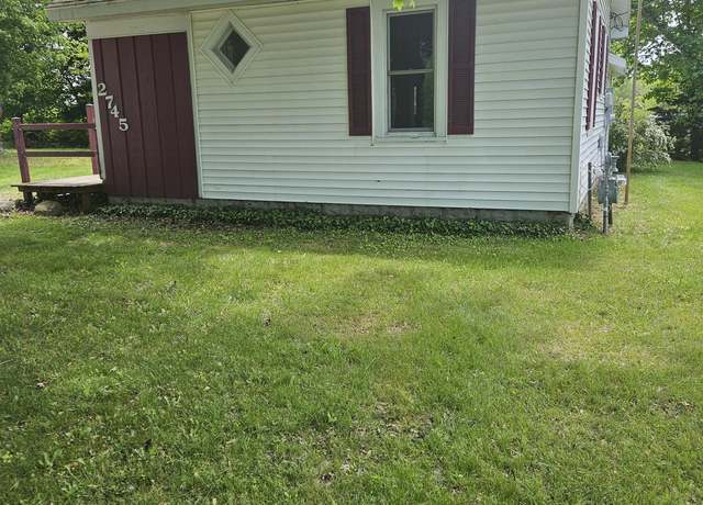 Property at 2745 Riverside Rd, Benton Harbor, MI 49022, 2 beds, 1 bath