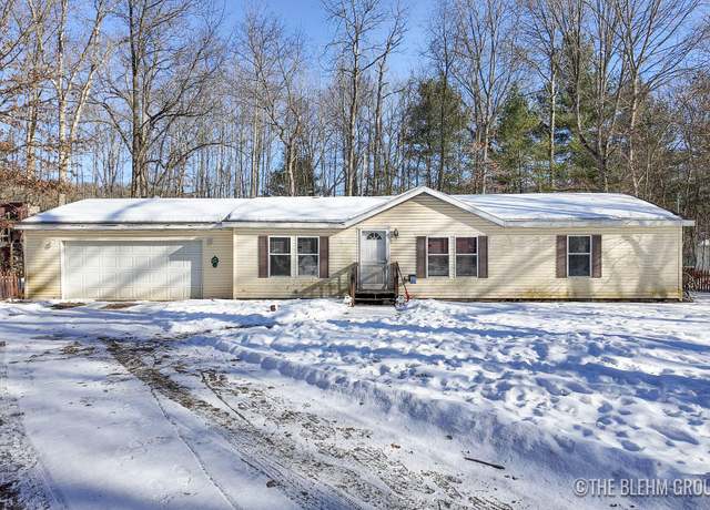 Property at 1785 Allen Rd, Allegan, MI 49010, 3 beds, 2 baths