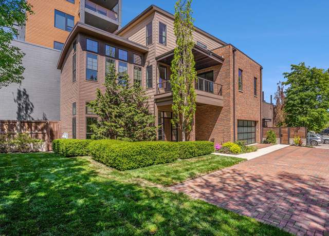 Property at 26 W 6th Street St, Holland, MI 49423, 3 beds, 3.5 baths